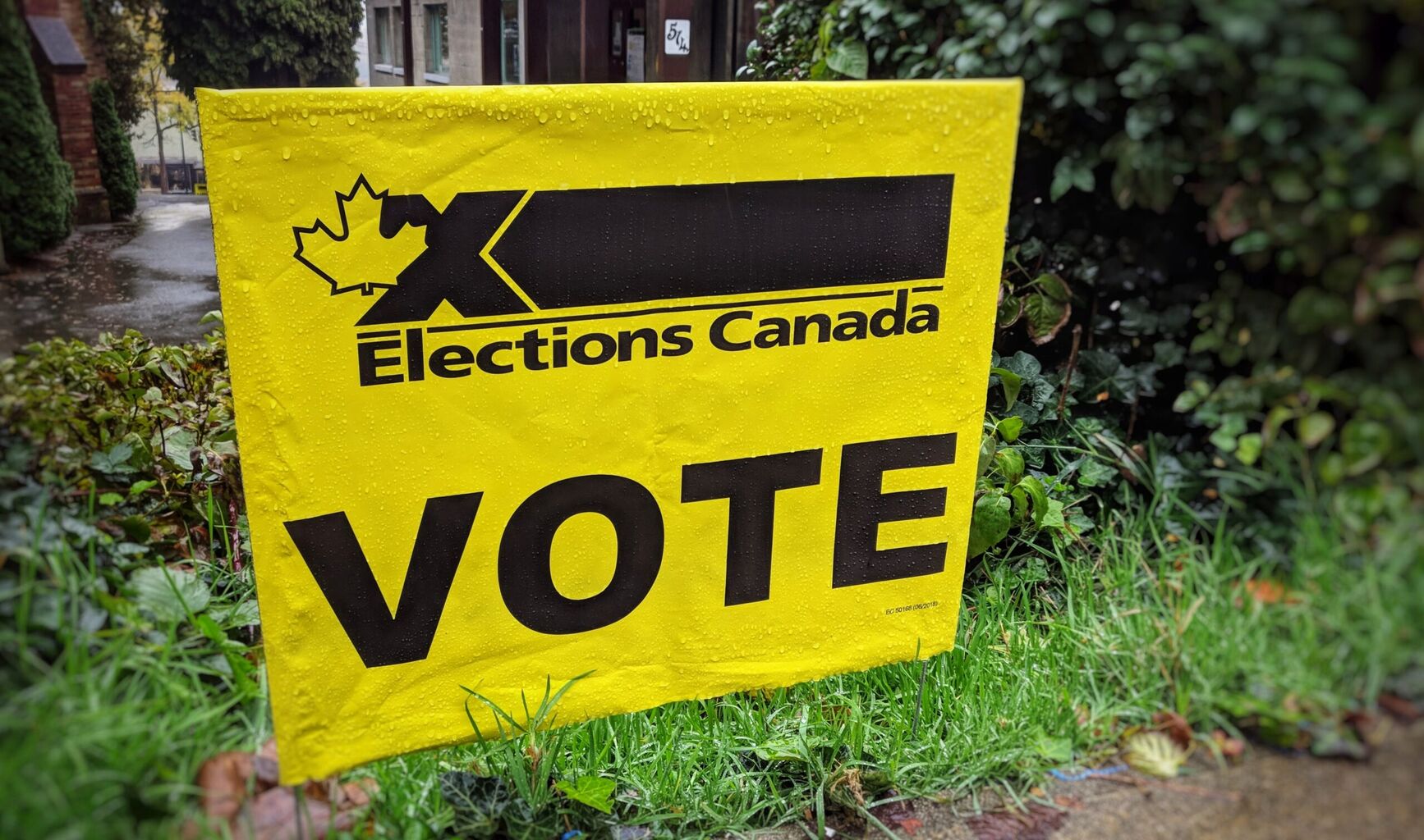 From Marketing to Movement-Building: Ground Game and Community Organizing in Party Politics | Perspectives Journal
