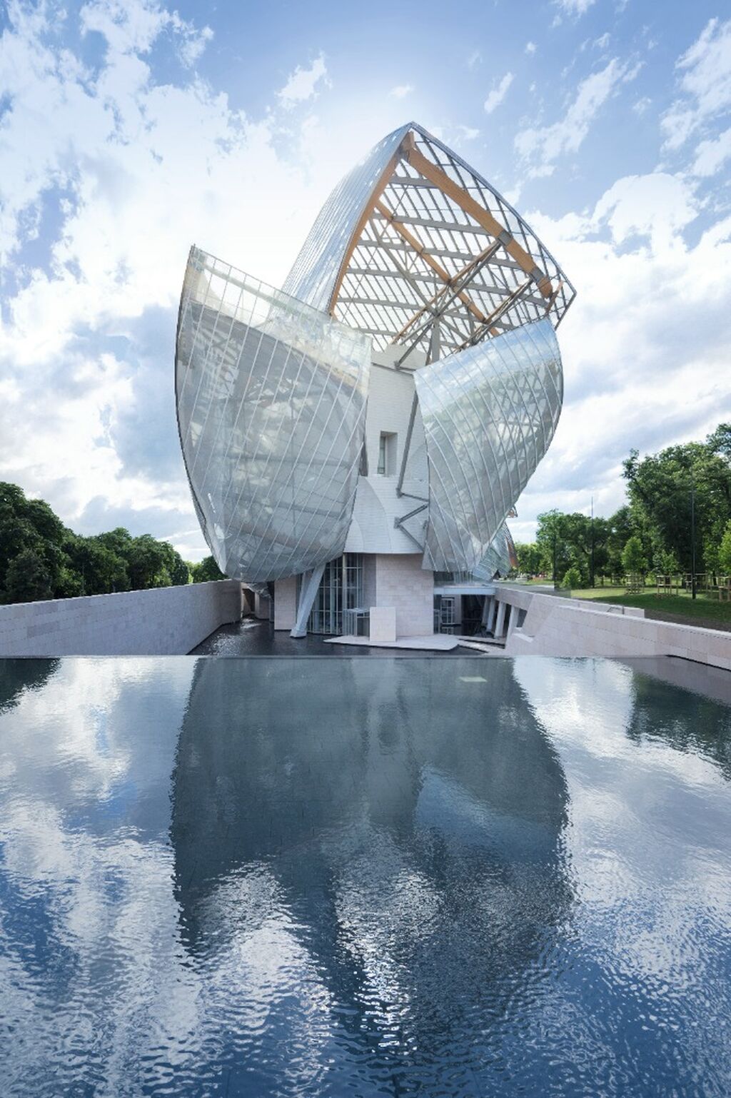 Exposition gratuite chaque jeudi (pour les &eacute;tudiants) &agrave; la Fondation Louis Vuitton !