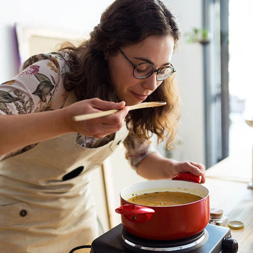 Heavy Drinking Linked to Smell and Taste Alterations