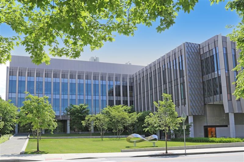 IE University and Brown University join forces to train STEM leaders