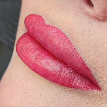 Lip Blushing