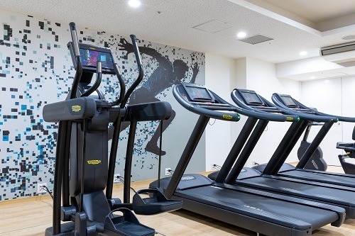 フィットネスジム　　Fitness gym