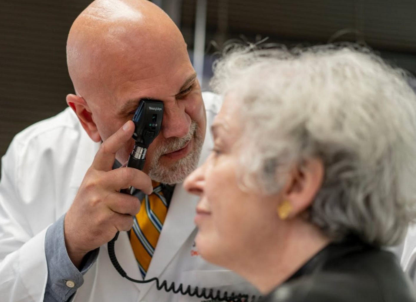 Worried About Alzheimer's? Meditate and Mingle, Study Says - InventUM