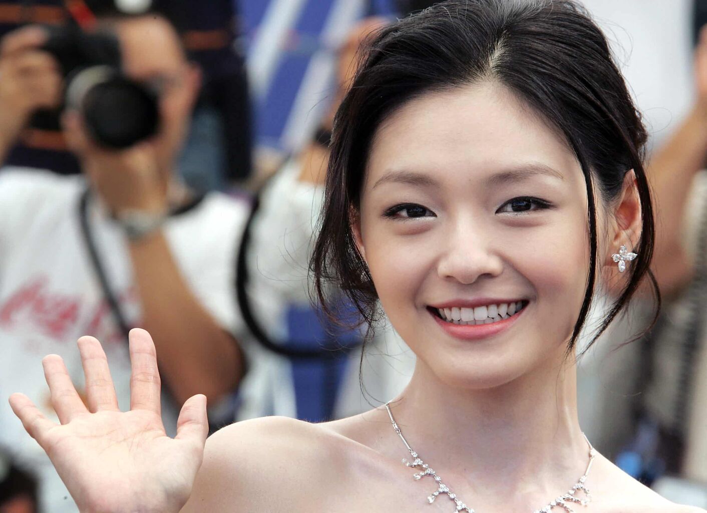 Taiwanese aktres Barbie Hsu, nga naila sa Meteor Garden, mipanaw na