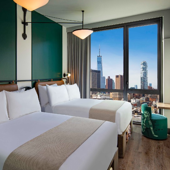 Cocktails & Views &ndash; Up to 15% Off + 2 Free Cocktails!
