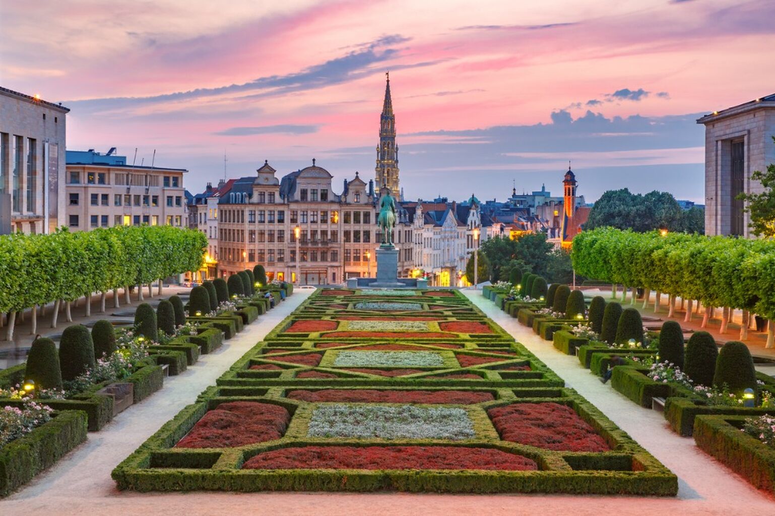 Uncover the Medieval Charm of Brussels with Free eSim
