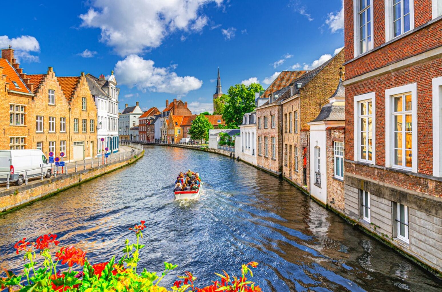 Discover the Timeless Beauty of Bruges Old Town with Free eSim