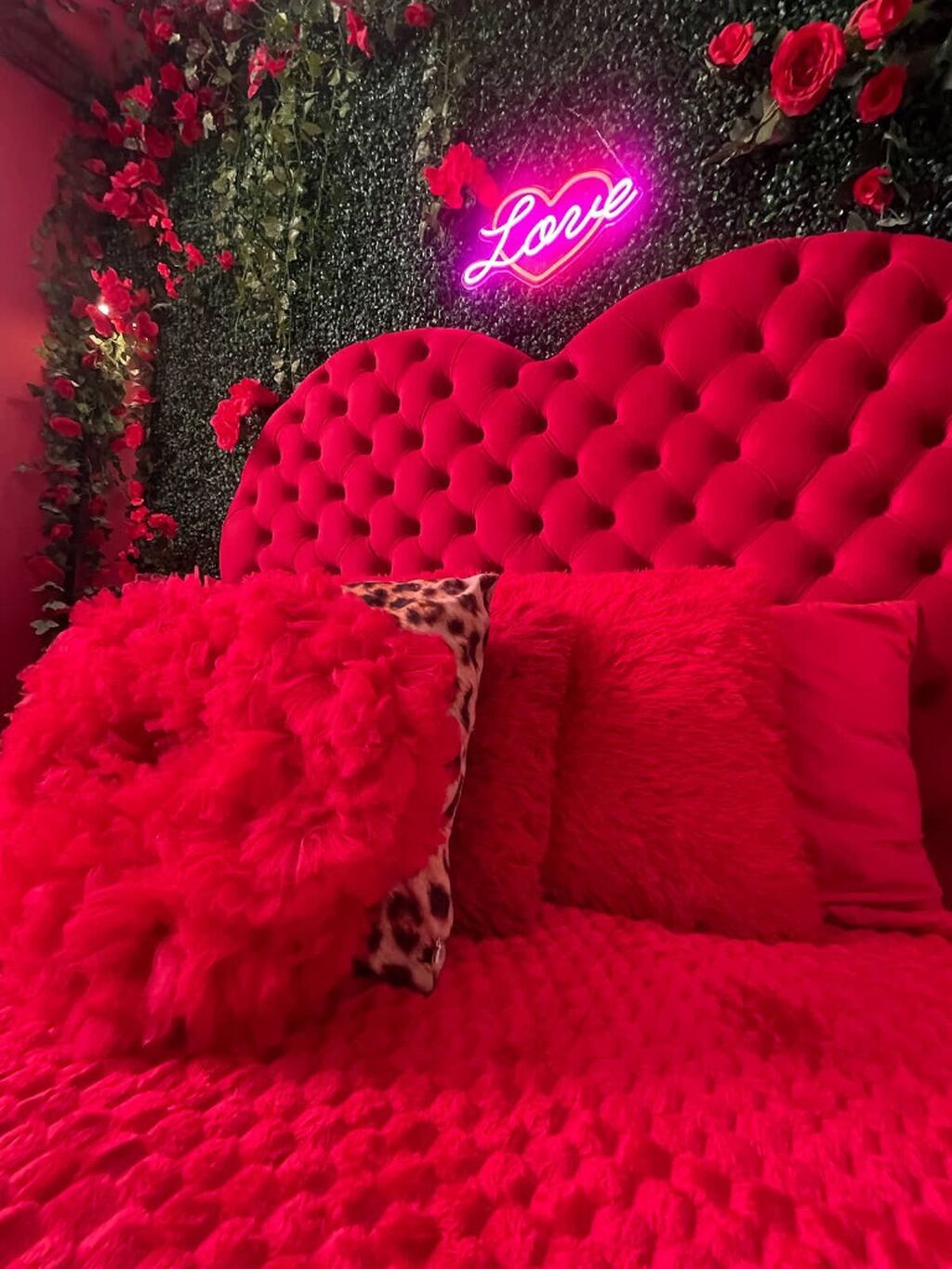 BOOK WITH US DIRECTLY &hearts;️