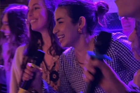 Karaok&eacute;, DJ et blind test : ta soir&eacute;e gratuite du mardi &agrave; La Felicit&agrave;