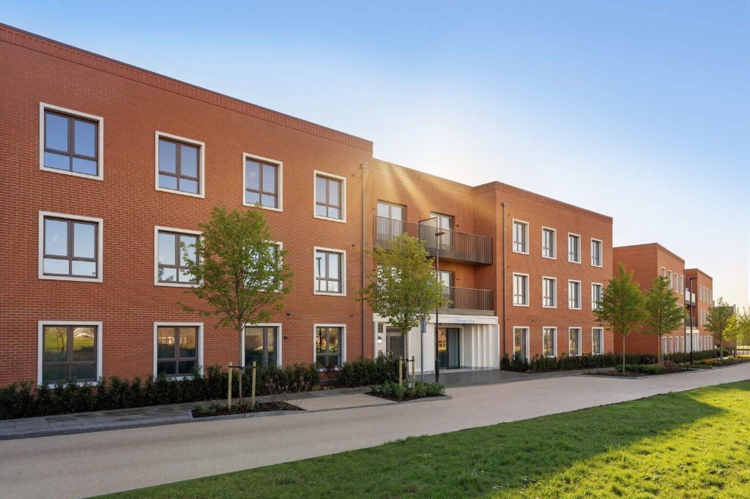 Wandsworth Common - 1, 2 and 3 Bedroom Apartments and 3, 4 & 5 Bedroom Houses 