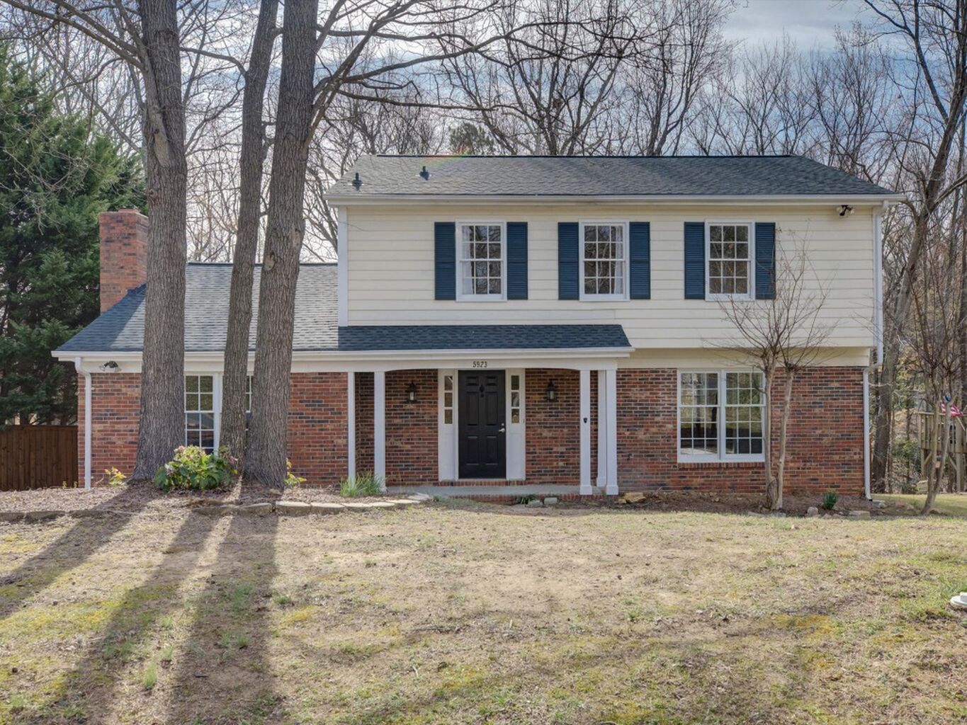 Under Contract! 5923 Rexwood Pl, Charlotte NC 