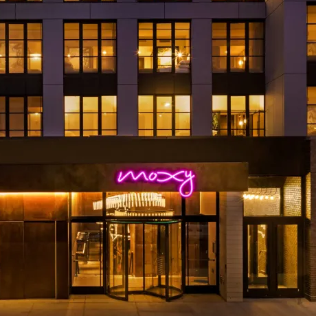 STAY #ATTHEMOXY