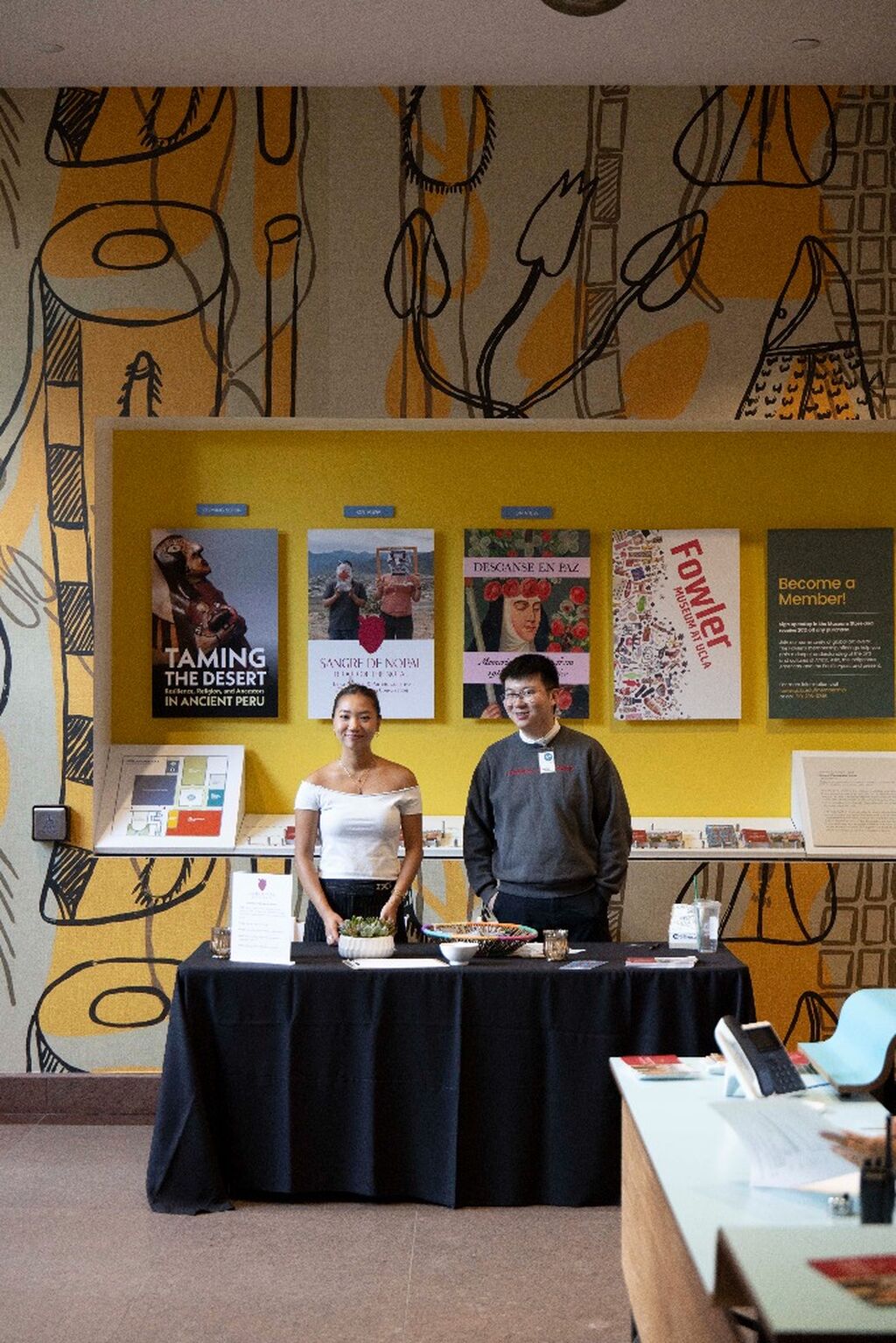 Apply for Getty Undergraduate Internship at the Fowler!