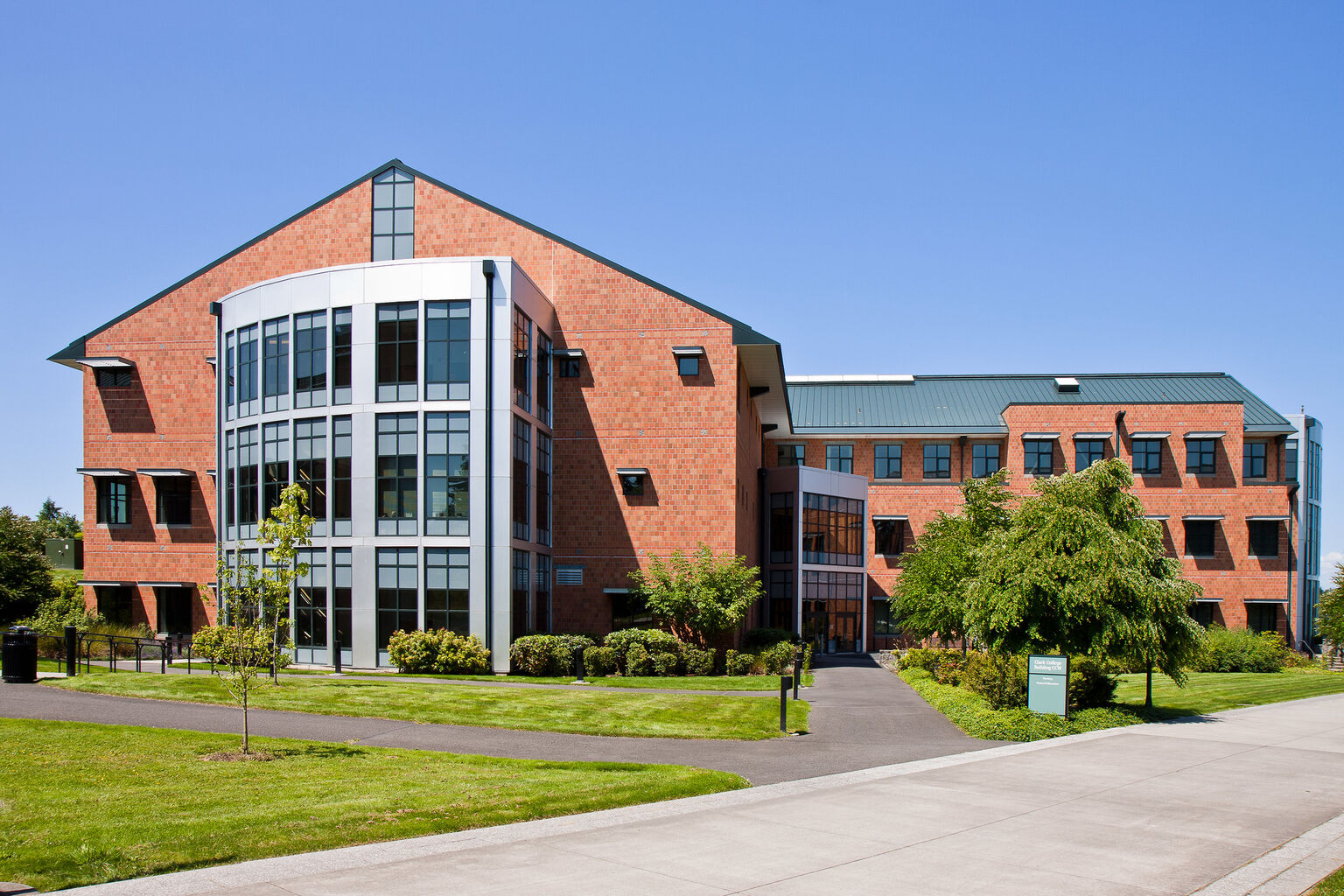 Clark Launches Surgical Technology Degree