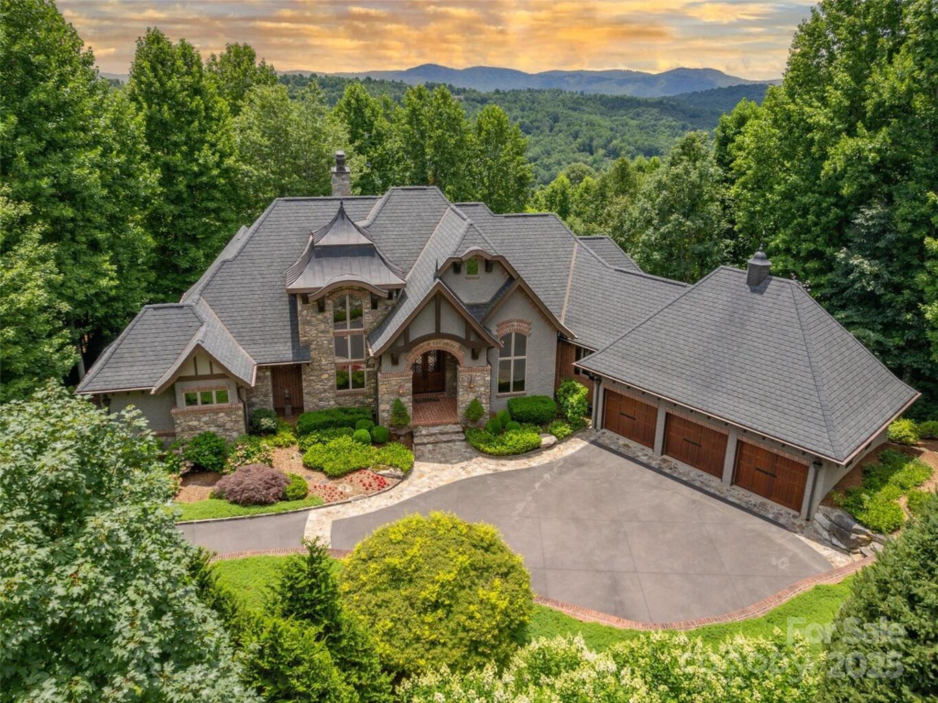 307 Piney Knoll Lane
