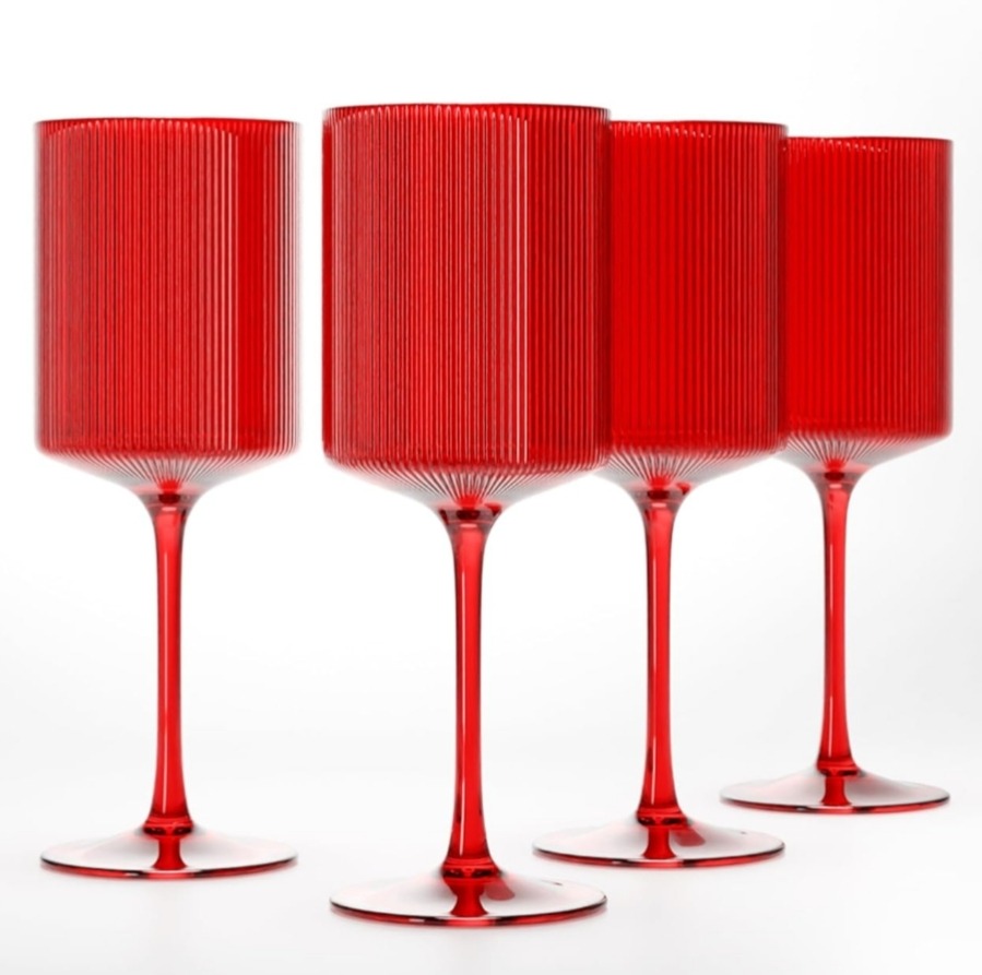 Red wine glasses 