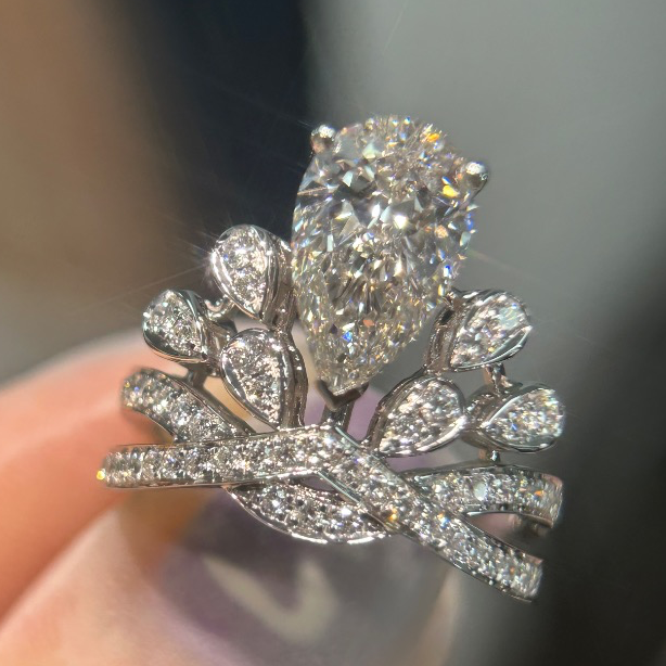 CHAUMET engagement ring
