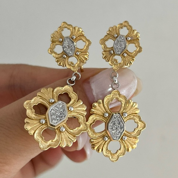 Bucellati earrings
