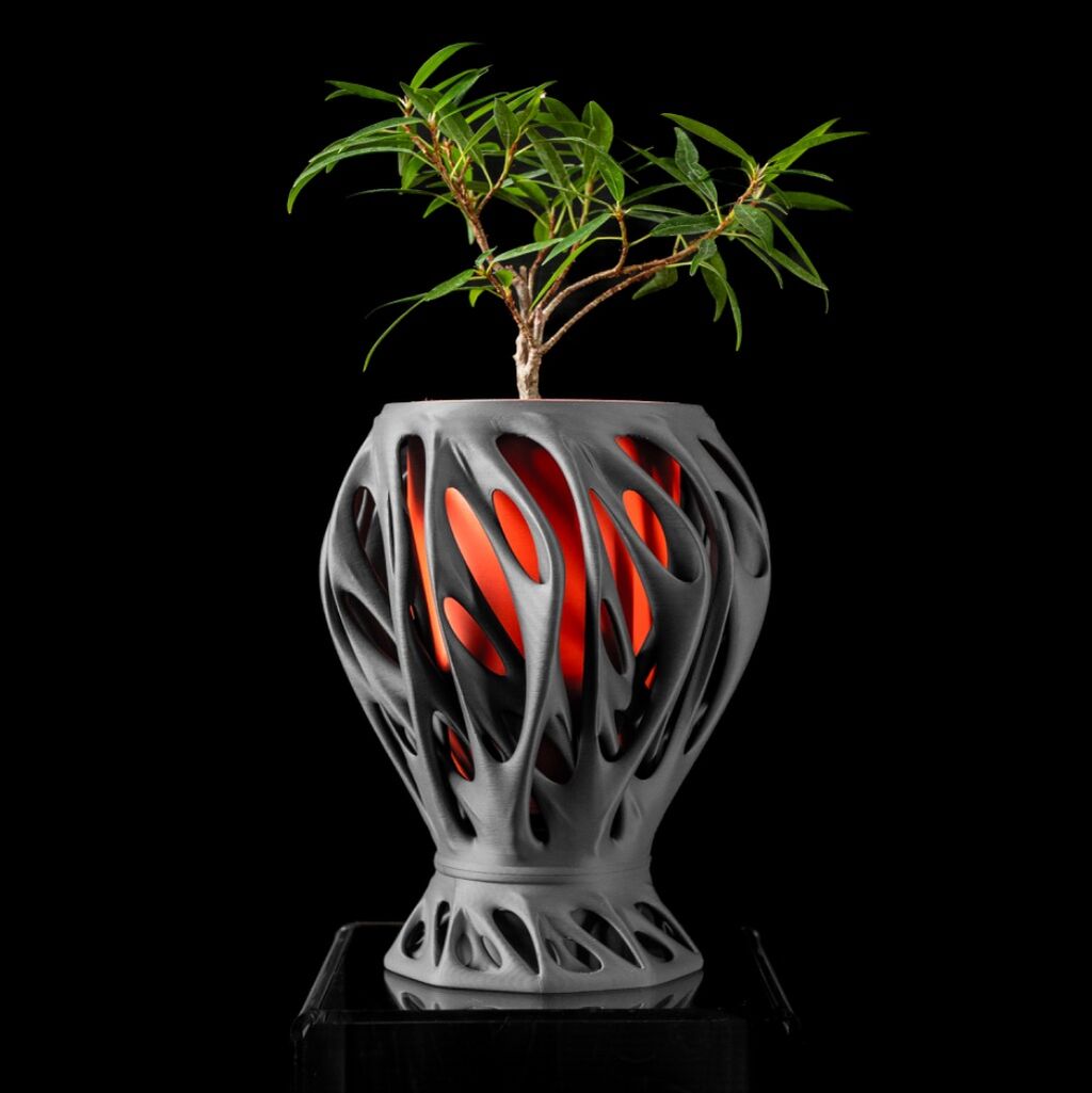 Mantis Planter Pot