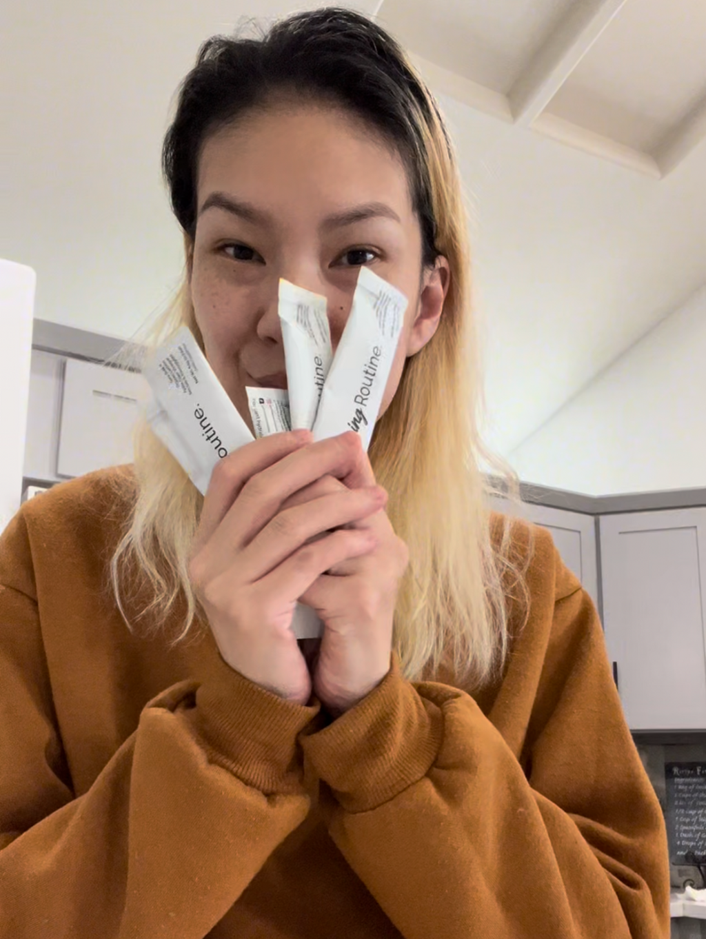 Routine. Hydration Sticks