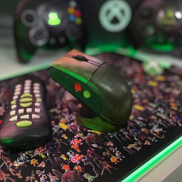 8BitDo Retro R8 Mouse - Xbox Edition