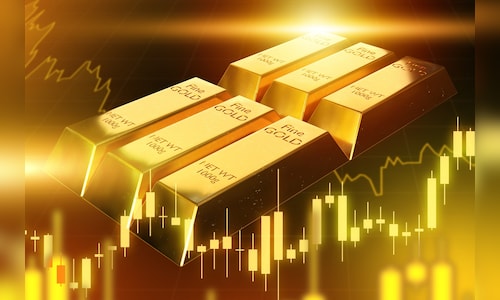 Gold is falling when it should be soaring: Here's what's going on - CNBC TV18