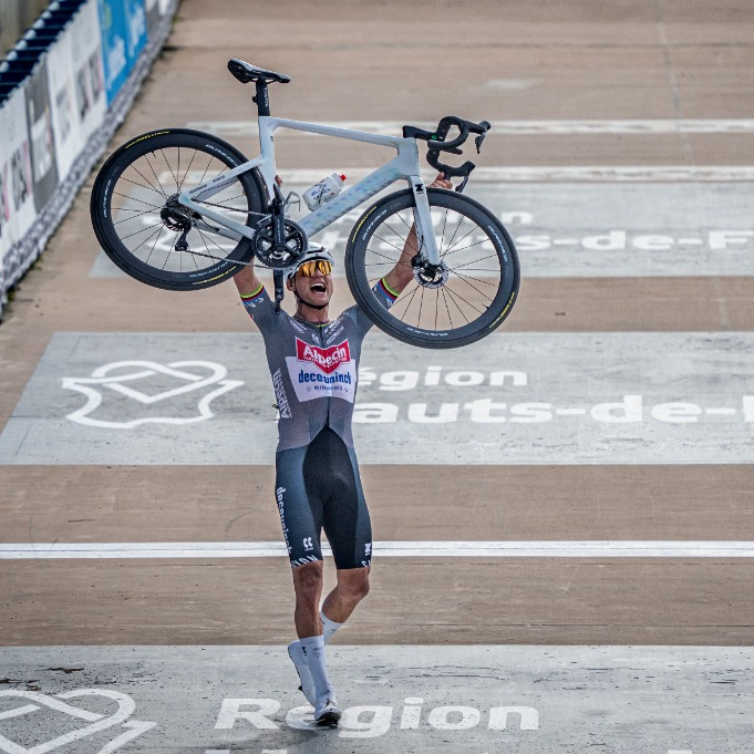 Mathieu van der Poel&rsquo;s Paris-Roubaix Winning Bike