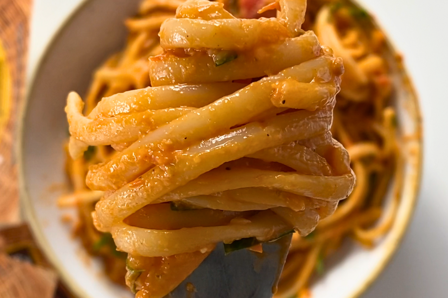 Creamy Pasta &mu;&epsilon; &psi;&eta;&tau;ά &nu;&tau;&omicron;&mu;&alpha;&tau;ί&nu;&iota;&alpha; & &Tau;&alpha;&lambda;&alpha;&gamma;ά&nu;&iota; &Alpha;&pi;&omicron;&sigma;&tau;ό&lambda;&omicron;&upsilon;
