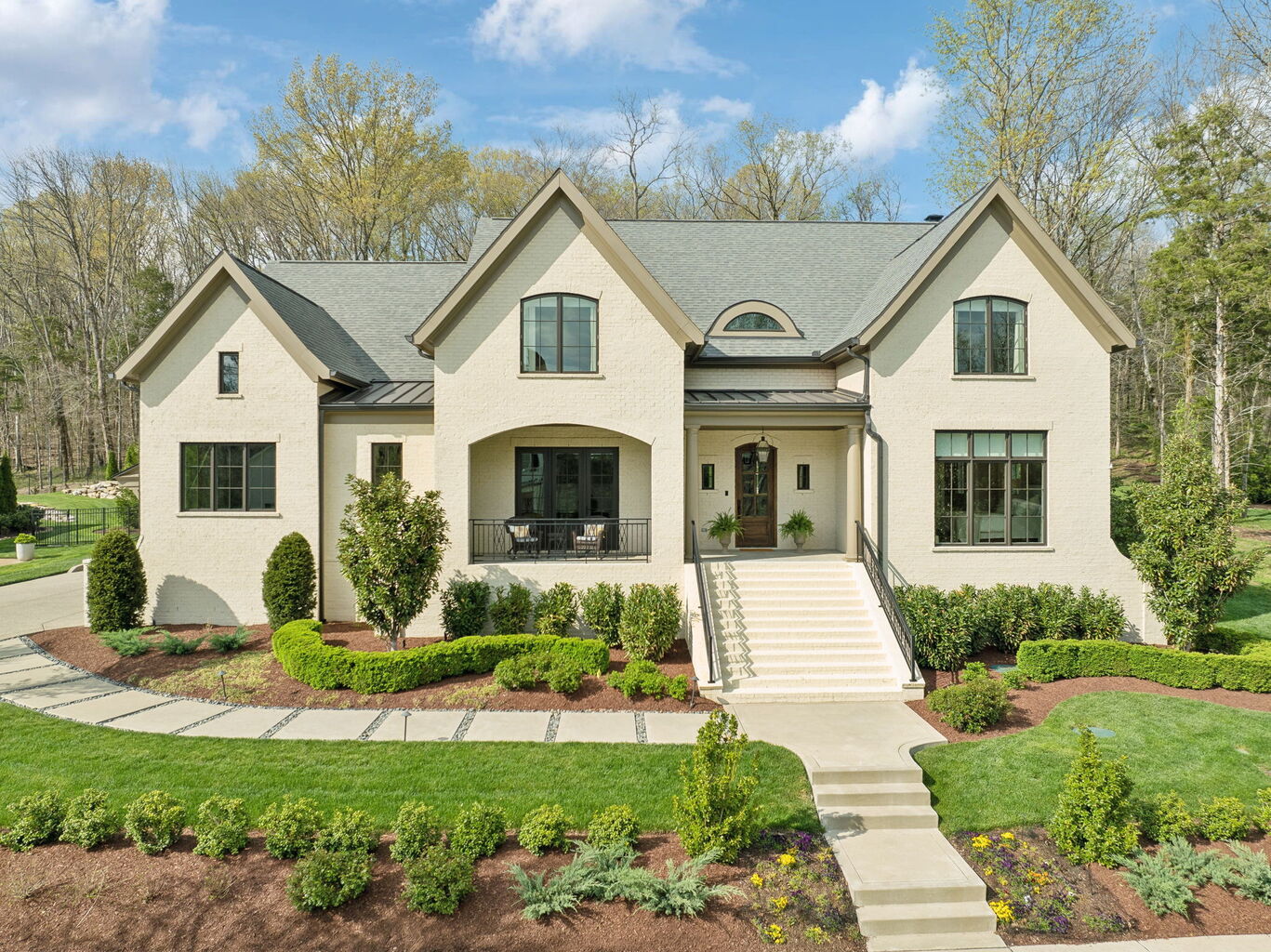 8654 Belladonna Drive - Grove Living