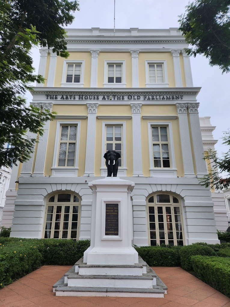 Tracing the History of Singapore