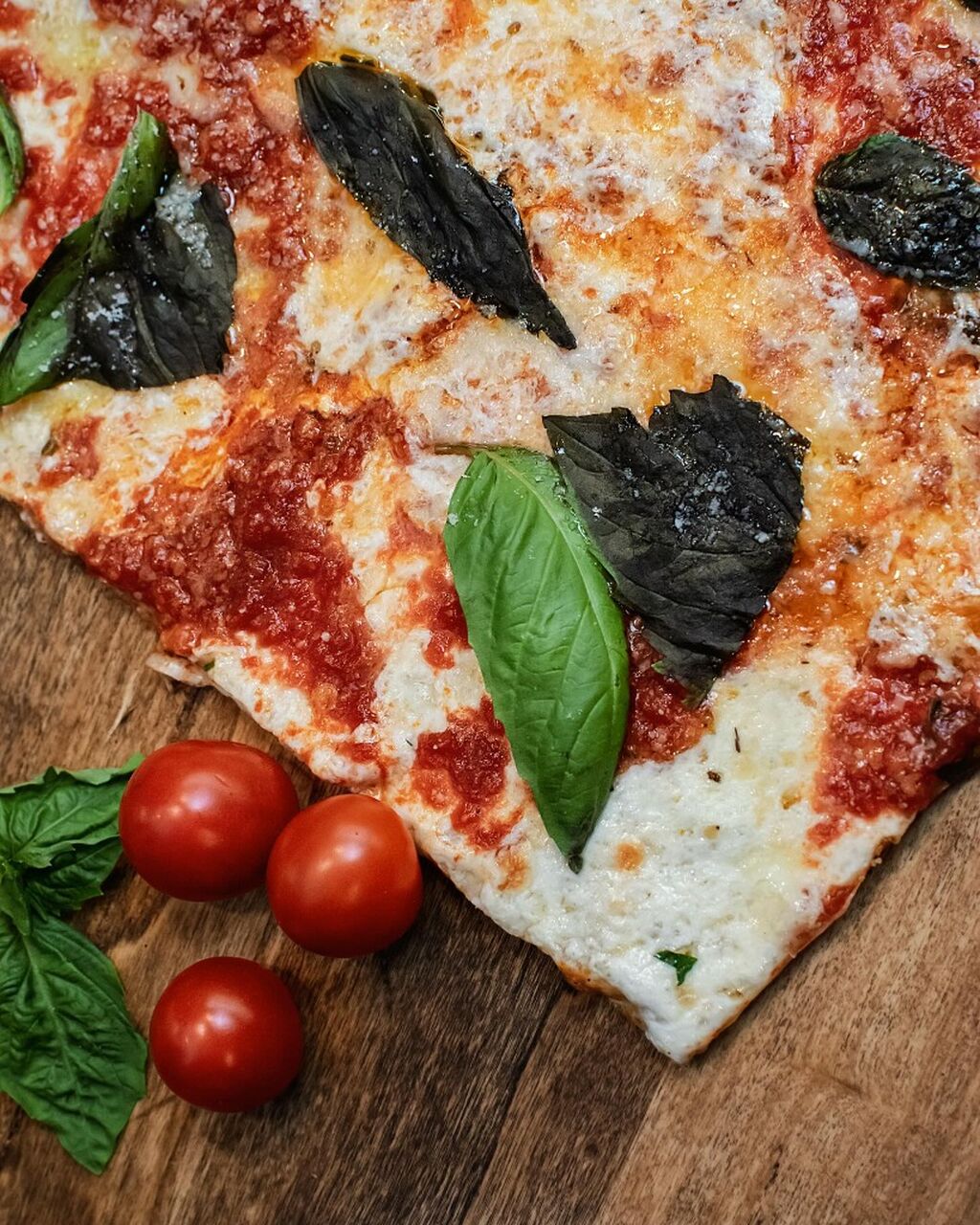 A SLICE OF NYC - PIZZA & PROSECCO PACKAGE