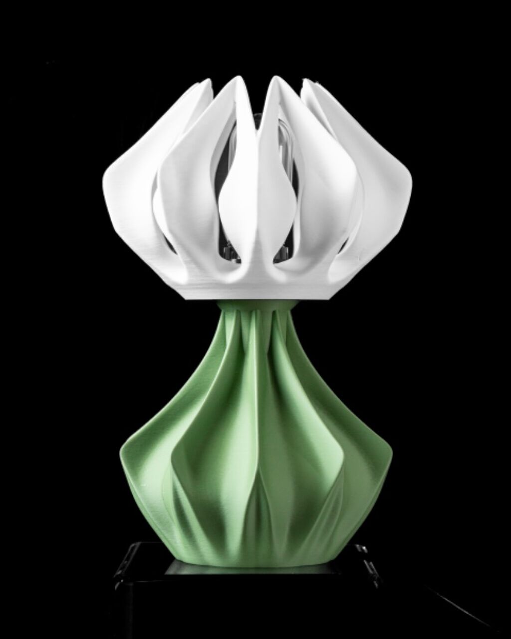 Bloom Table Lamp