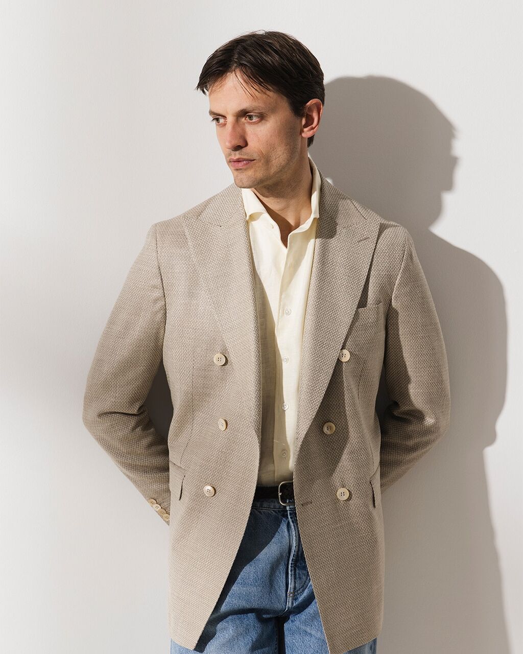 5 linen blazers perfect for festive occasions