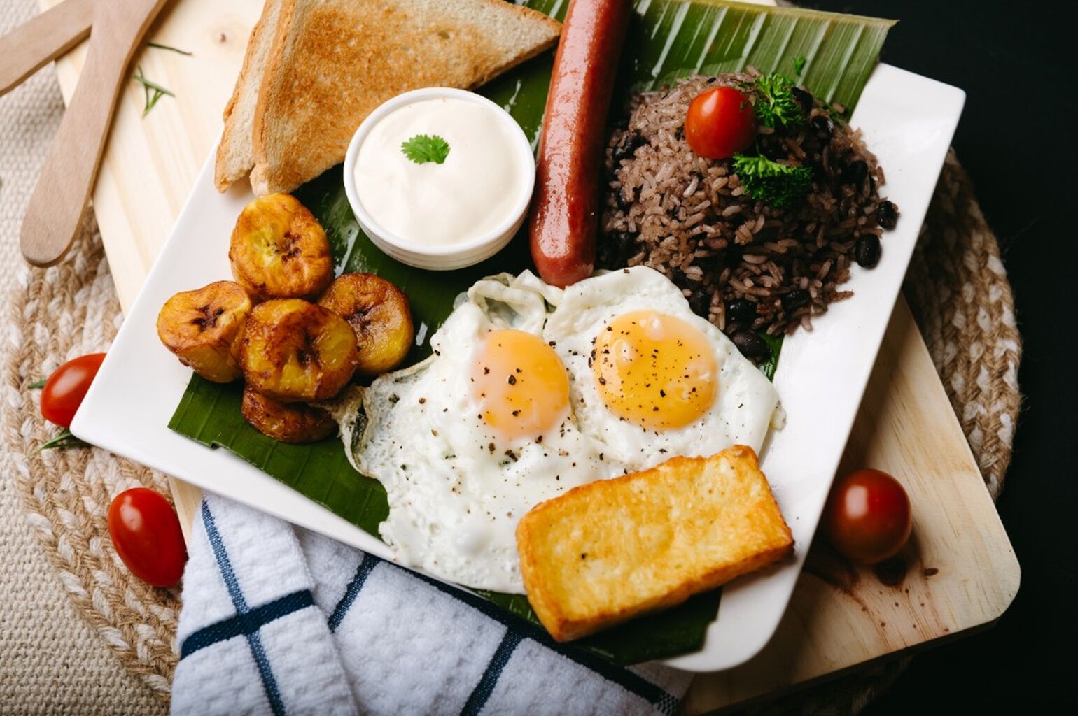 Men&uacute; Desayunos☕