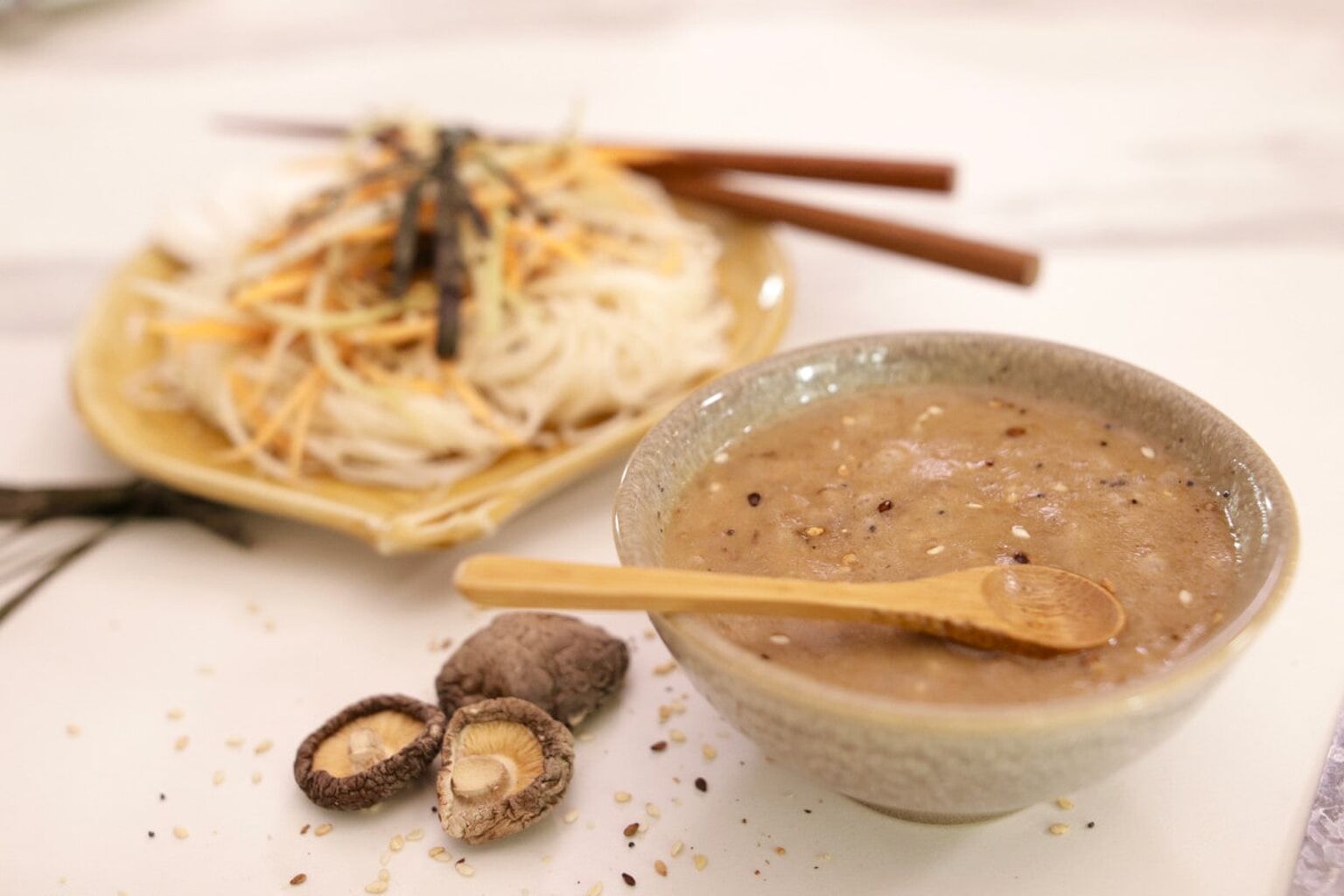 Vinaigrette maison asiatique (tamari, s&eacute;same et shiitake) 