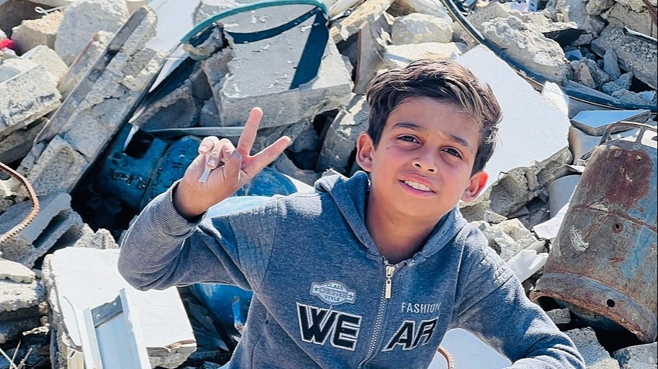 Help Aboud's family to rebuild their lives